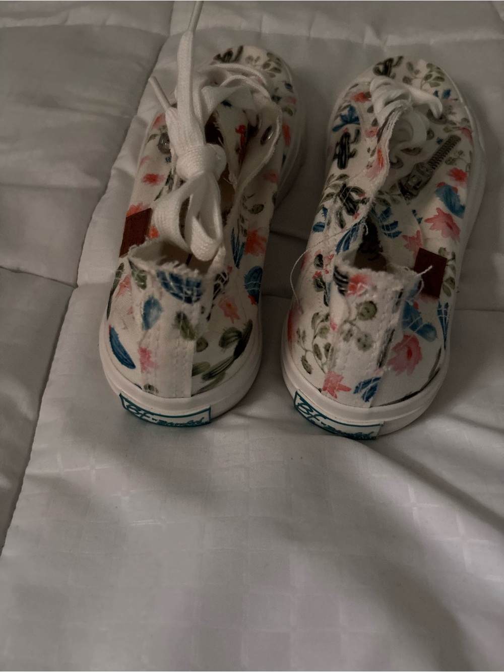 Blowfish White Canvas Floral & Cactus Lace-Up Sneakers - Picture 5 of 8